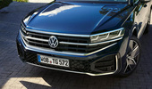 VW Touareg in blau Frontansicht