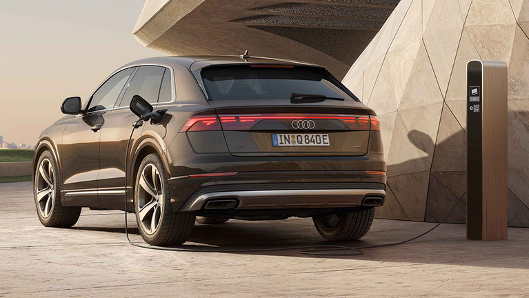 Audi Q8 SUV TFSI e quattro