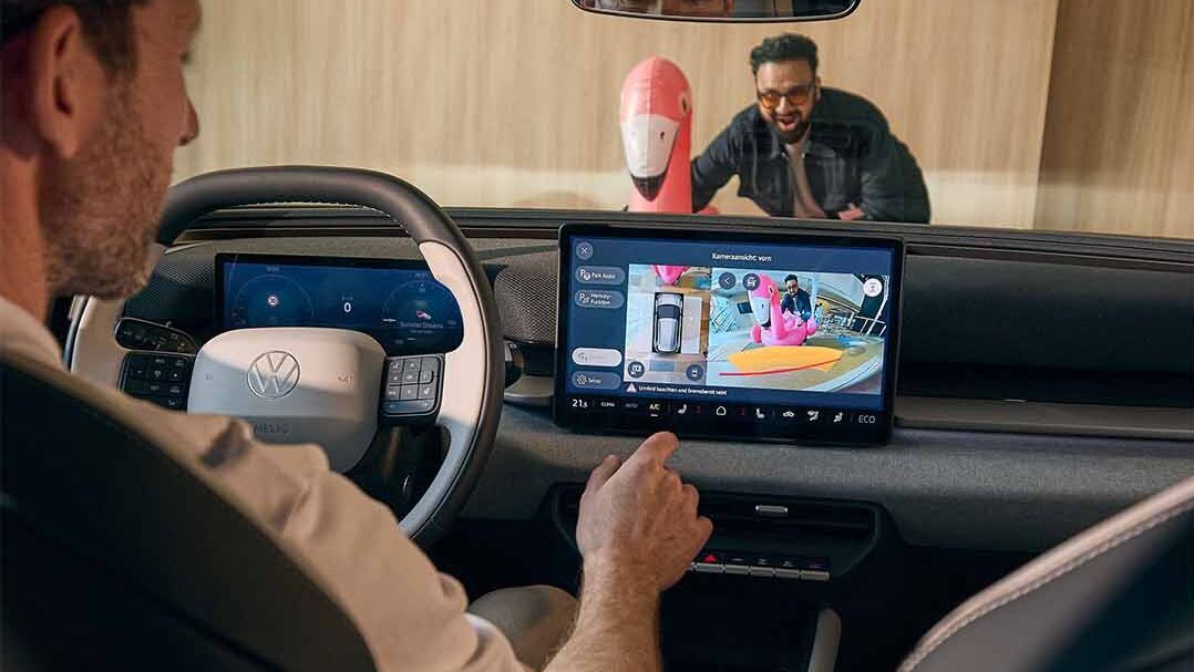 Id Cross Innenraum Infotainment