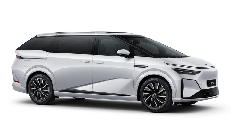XPENG X9 FWD Long Range Kombi