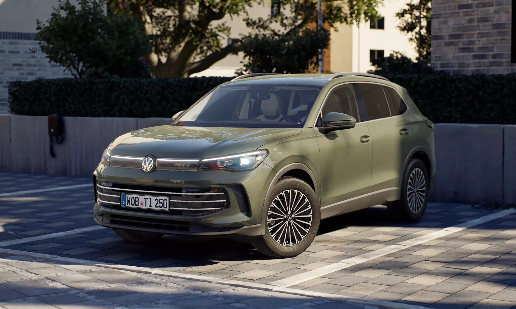 VW Tiguan Elegance in grün
