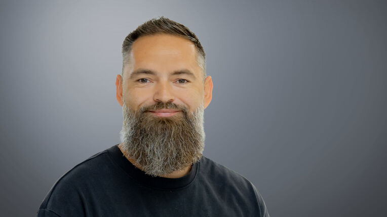 Herr Sascha Schulz Teiledienst bei Hülpert Planetenfeldstarße