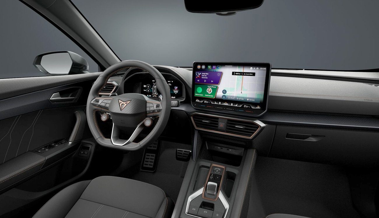 Cupra Formentor VZ Black Edition e-HYBRID Freisteller in Dark Void Metallic Interieur