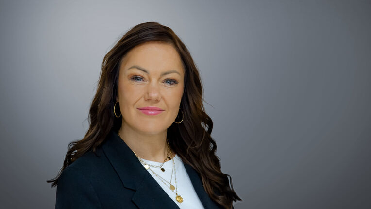 Frau Susanne Waßmann Serviceassistentin bei Hülpert in Unna