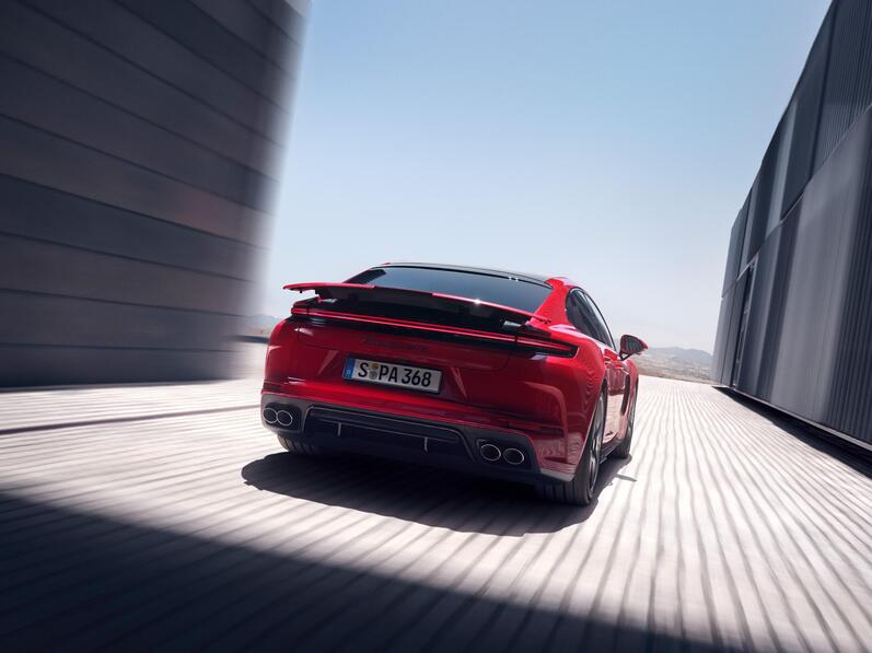 Modellvarianten: Panamera, Panamera GTS, Sport Turismo, Türen, Head up display, innodrive Head up, Ausstattung