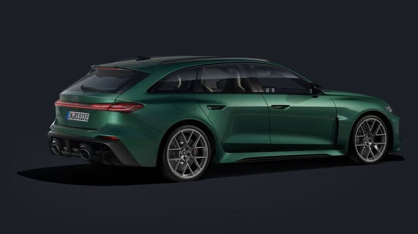Audi exclusive der RS 5 Avant in Avocadogrün Perleffekt und mit  21-Zoll-Räder Audi Sport5 im 6-Doppelspeichen-Design in Platingrau matt.
