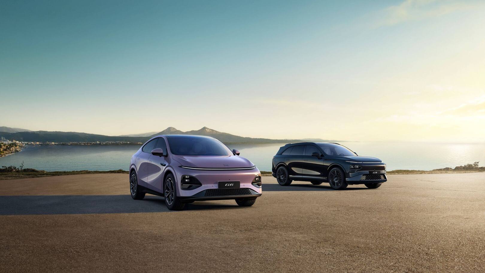 Xpeng Modelle G6 und G9 am Strand