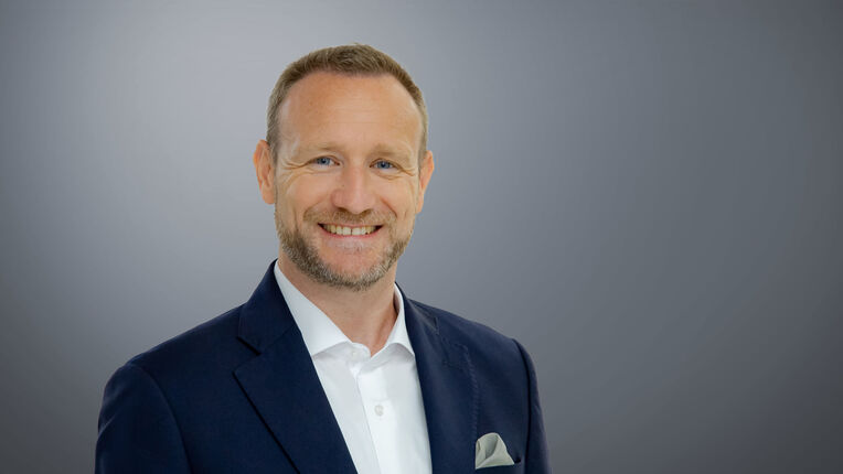 Herr Michael Ungerer Head of Sales