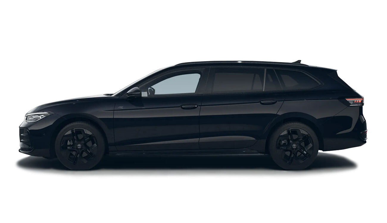 VW Passat R-Line Freisteller in Grenadillschwarz Metallic Seitenansicht