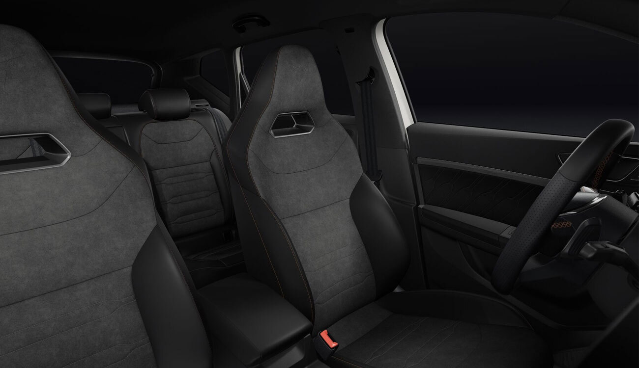 CUPRA Ateca VZ Freisteller in Bila Weiß Interieur