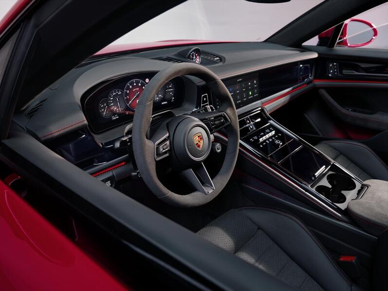 bild / versionen / interior / länge / sachen / panamera gts