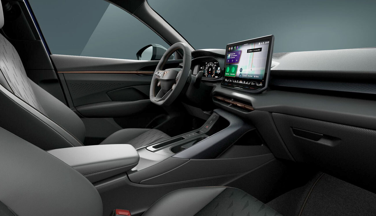 CUPRA Terramar Freisteller in Cosmos Blau Metallic Interieur