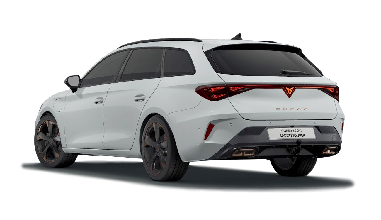 Cupra Leon Sportstourer e-Hybrid Freisteller in Glacial Weiß Metallic Heckansicht