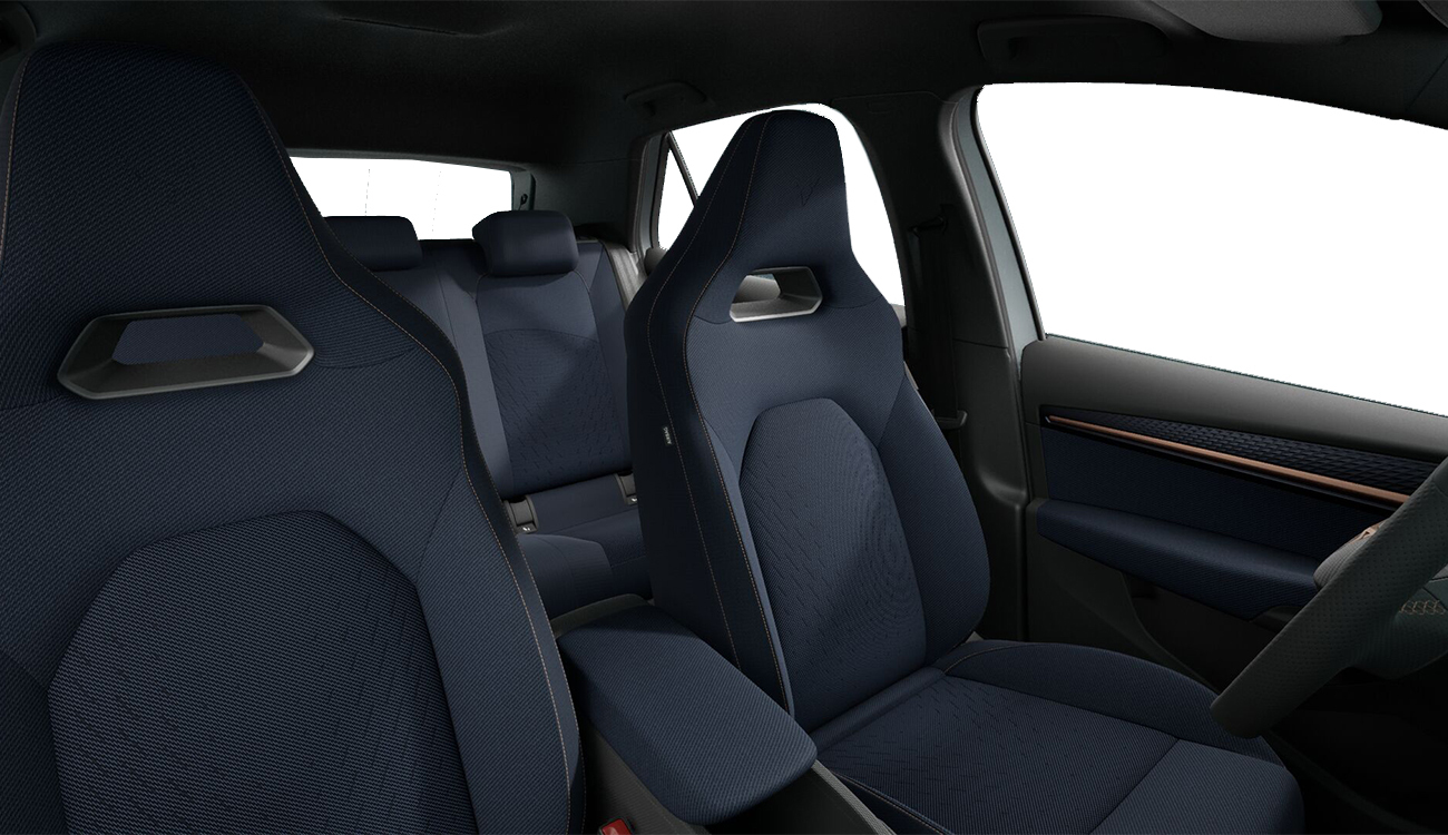 Neuer CUPRA Born Freisteller in Glacial White Metallic Interieur