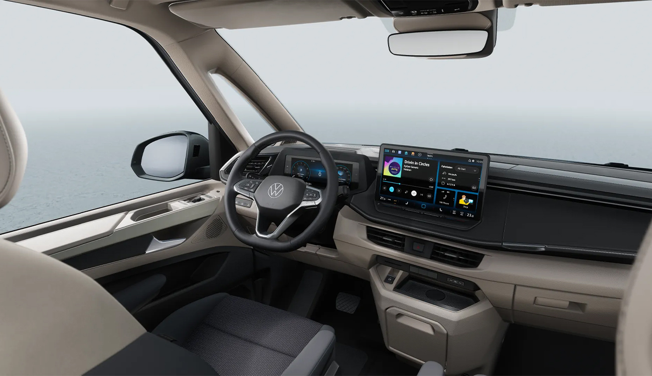 Fahrzeugbild VW Multivan grau Innenraum
