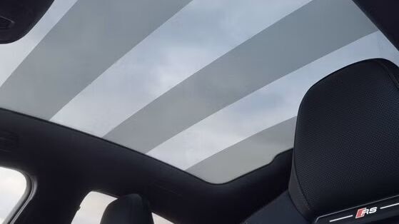 Audi RS5 Panorama-Dach – lichtdurchflutetes Design für sportlichen Komfort