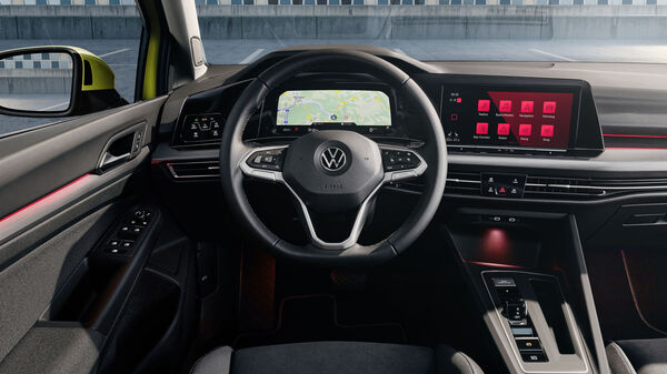 Innenraum des VW Golf 8