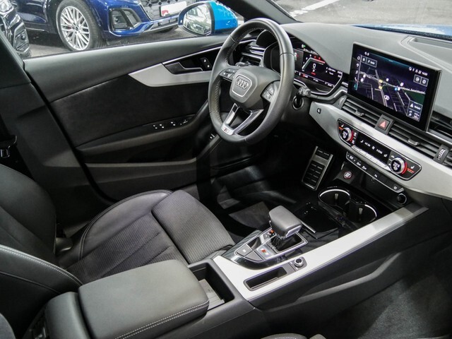 Audi S4 Avant Innenraum