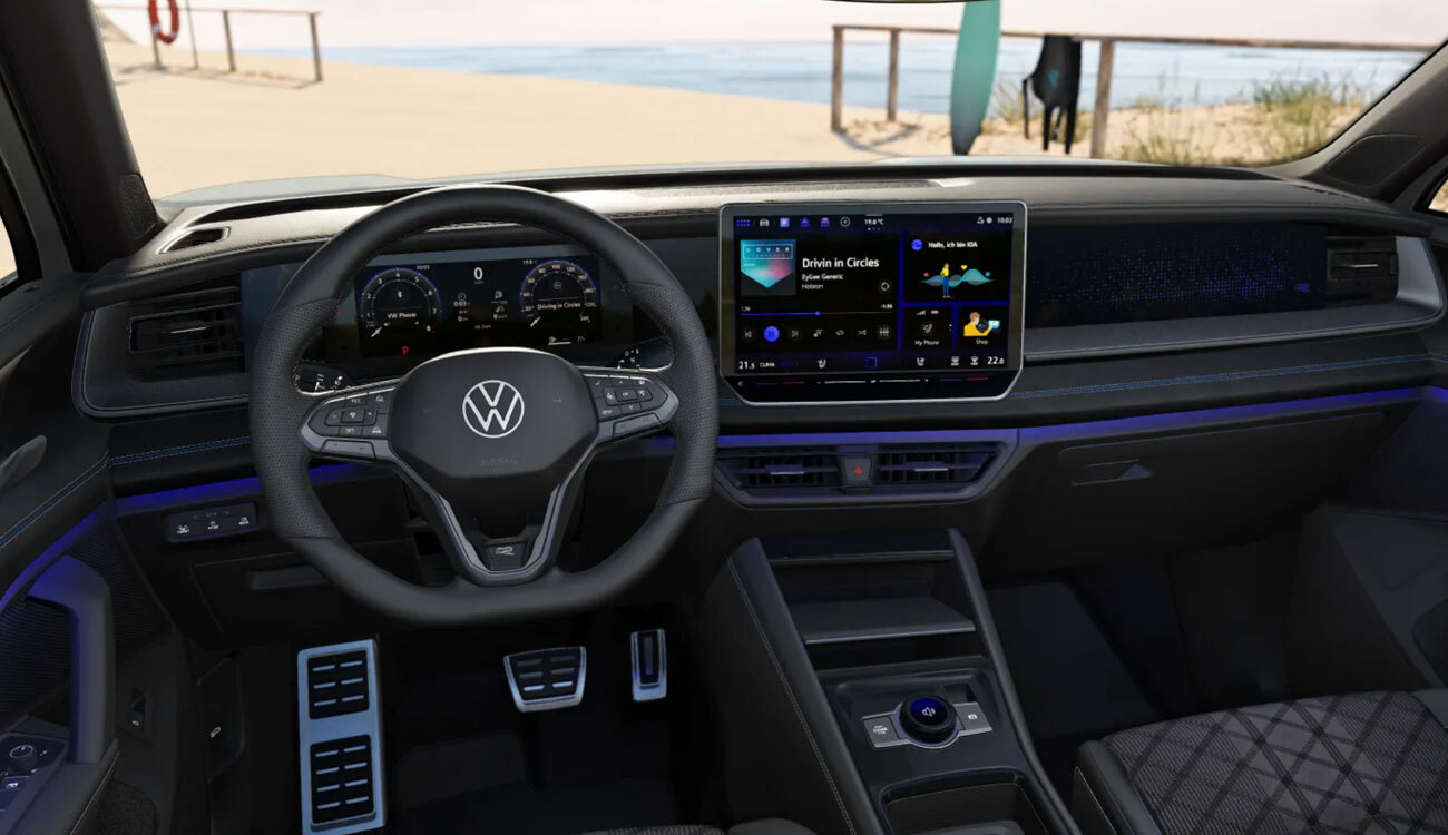 VW Tayron R-Line in Pure White Uni Cockpit