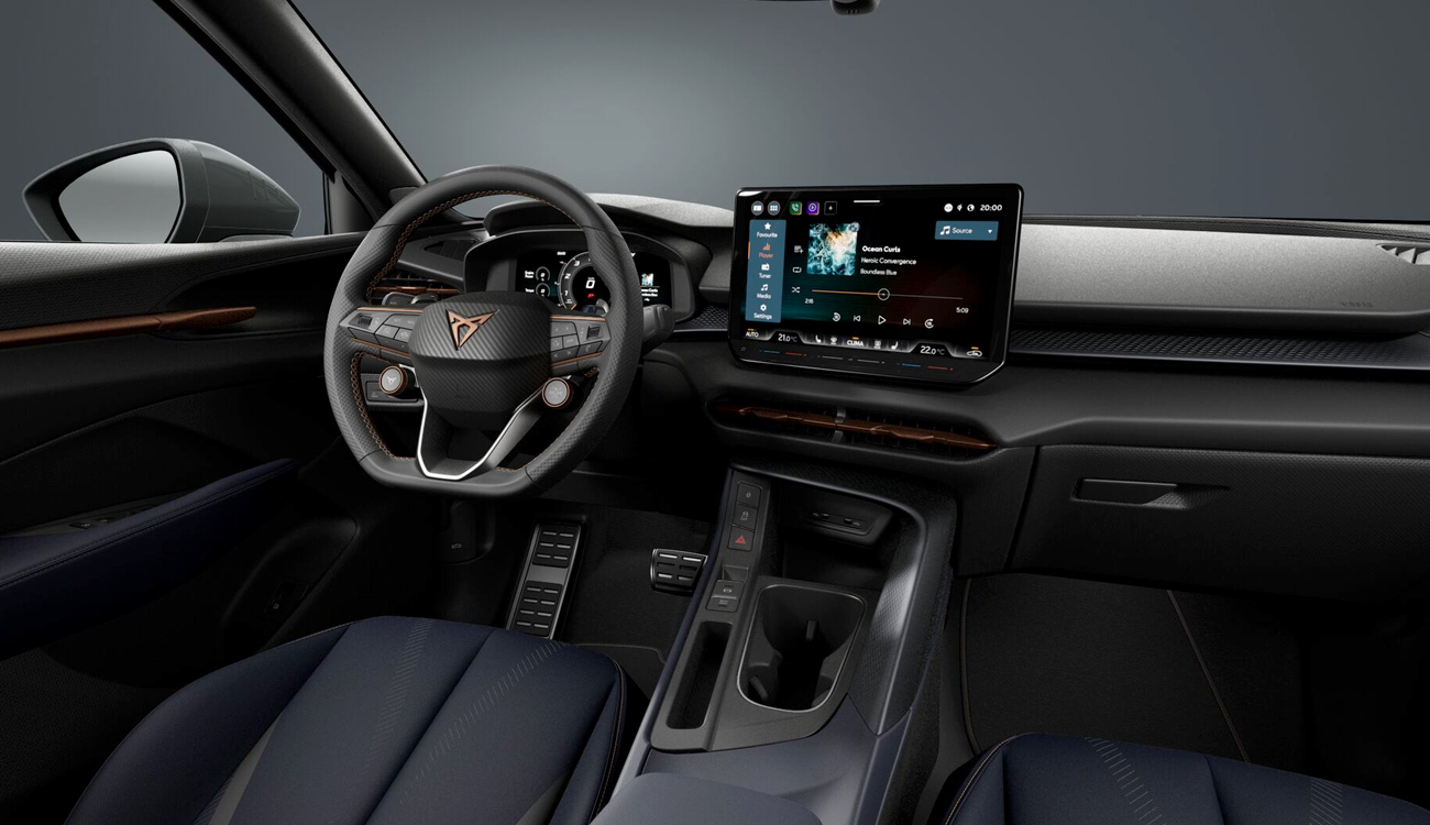 CUPRA Terramar 1.5 e-HYBRID Freisteller in Fiord Blau Interieur